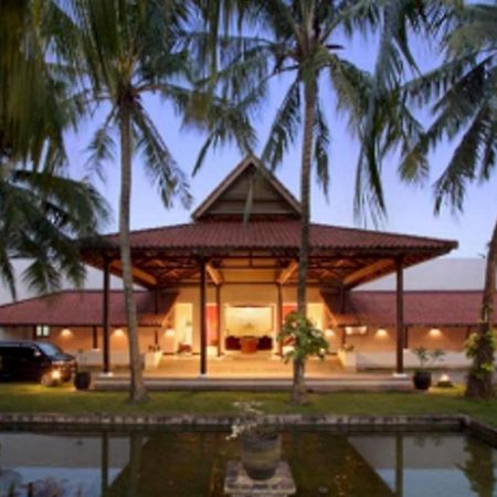 Grand Elty Krakatoa Hotell Kalianda Exteriör bild