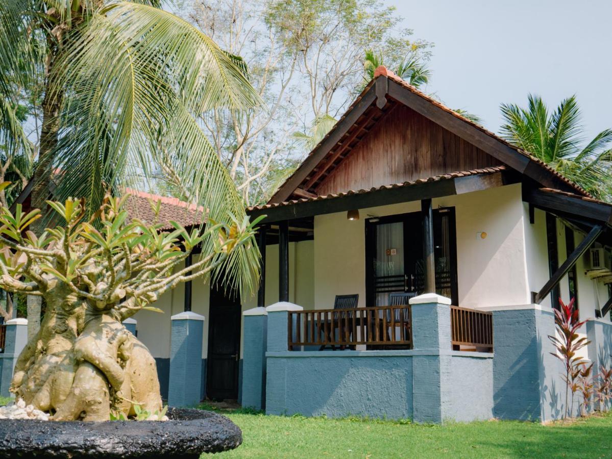 Grand Elty Krakatoa Hotell Kalianda Exteriör bild
