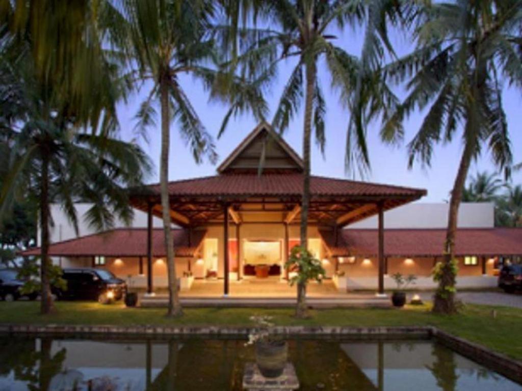 Grand Elty Krakatoa Hotell Kalianda Exteriör bild