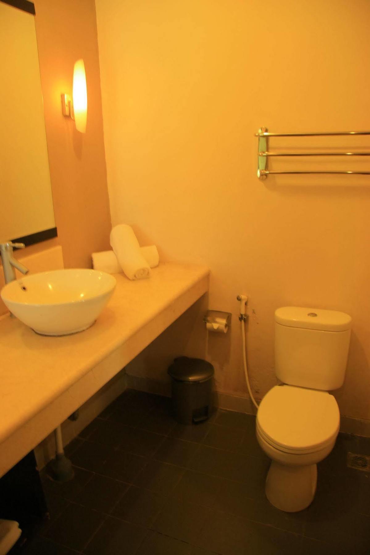 Grand Elty Krakatoa Hotell Kalianda Exteriör bild